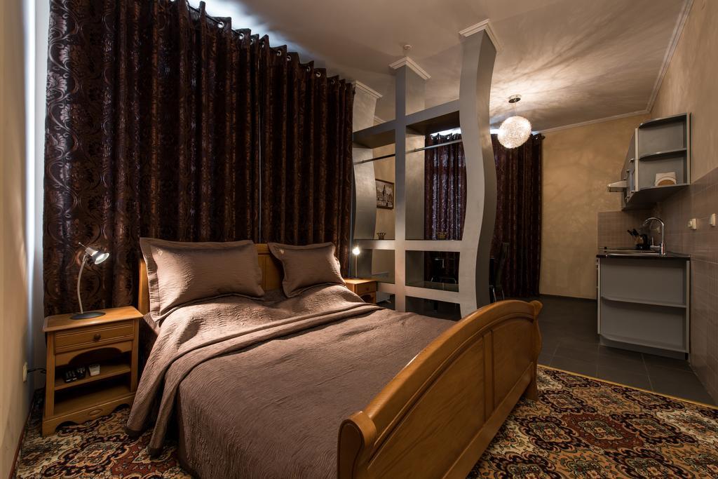 Premium Hotel Chernivtsi Bilik gambar