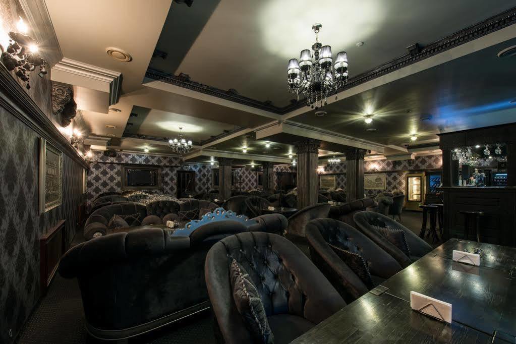Premium Hotel Chernivtsi Luaran gambar